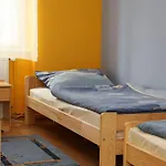Old Town Luxe Retreat - King Bed - Steps To Main Square Lejlighed Kraków