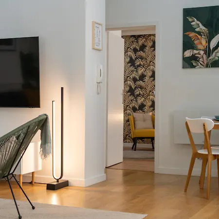 Old Town Luxe Retreat - King Bed - Steps To Main Square Cracovie