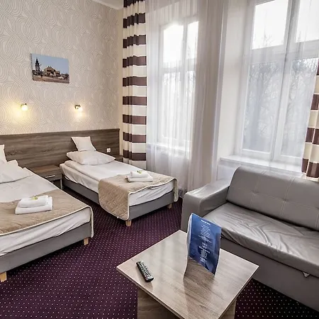 Old Town Luxe Retreat - King Bed - Steps To Main Square