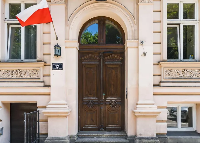 Old Town Luxe Retreat - King Bed - Steps To Main Square Apartman Krakkó