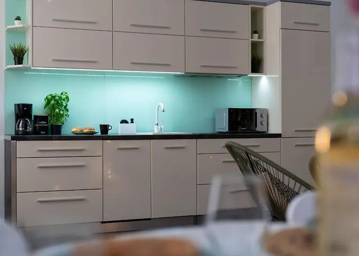 Old Town Luxe Retreat - King Bed - Steps To Main Square Apartman Krakkó