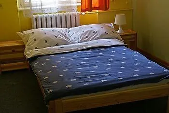 Old Town Luxe Retreat - King Bed - Steps To Main Square *