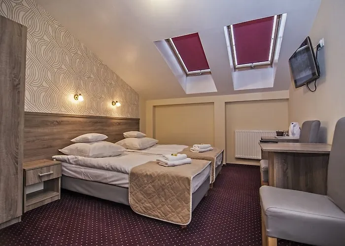 Old Town Luxe Retreat - King Bed - Steps To Main Square アパート クラクフ