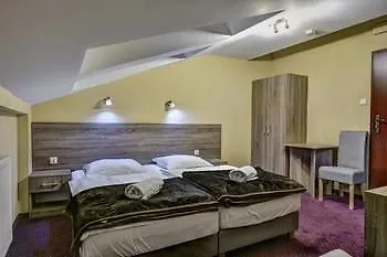 Apartment Old Town Luxe Retreat - King Bed - Steps To Main Square